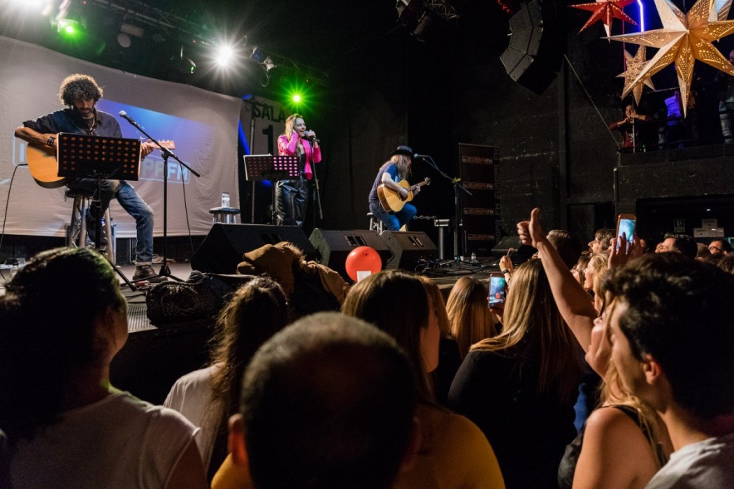 CHENOA: Reportaje fotográfico concierto de Chenoa en Es Gremi (Palma 2019) - Luis Sergio Carrera, fotógrafo freelance Mallorca