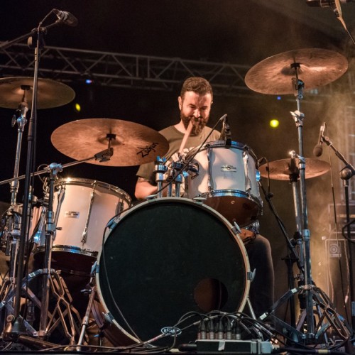 Fotos de Rock: Fotografías del concierto de Mala Hierba como teloneros de Sôber en las fiestas de Marratxi - Luis Sergio Carrera, fotógrafo freelance Mallorca