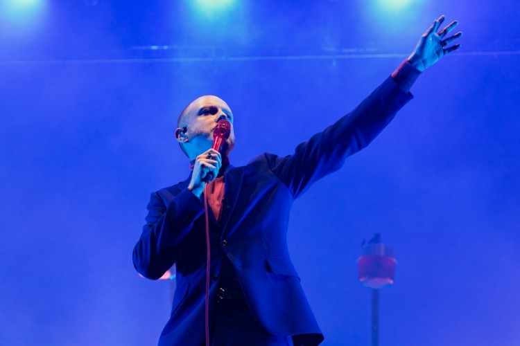 Fotos de Festivales: Two Door Cinema Club en el Mallorca Live Festival 2019 - Luis Sergio Carrera, fotógrafo freelance Mallorca