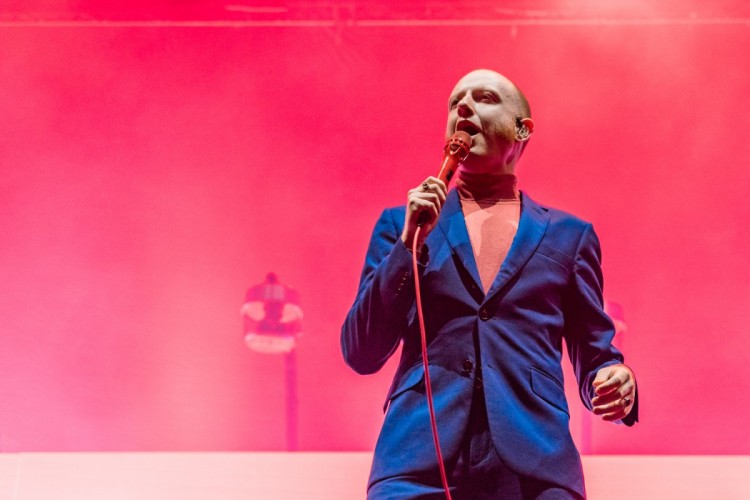 TWO DOOR CINEMA CLUB: Two Door Cinema Club en el Mallorca Live Festival 2019 - Luis Sergio Carrera, fotógrafo freelance Mallorca